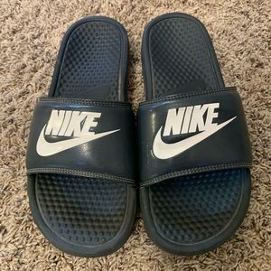 Nike slides